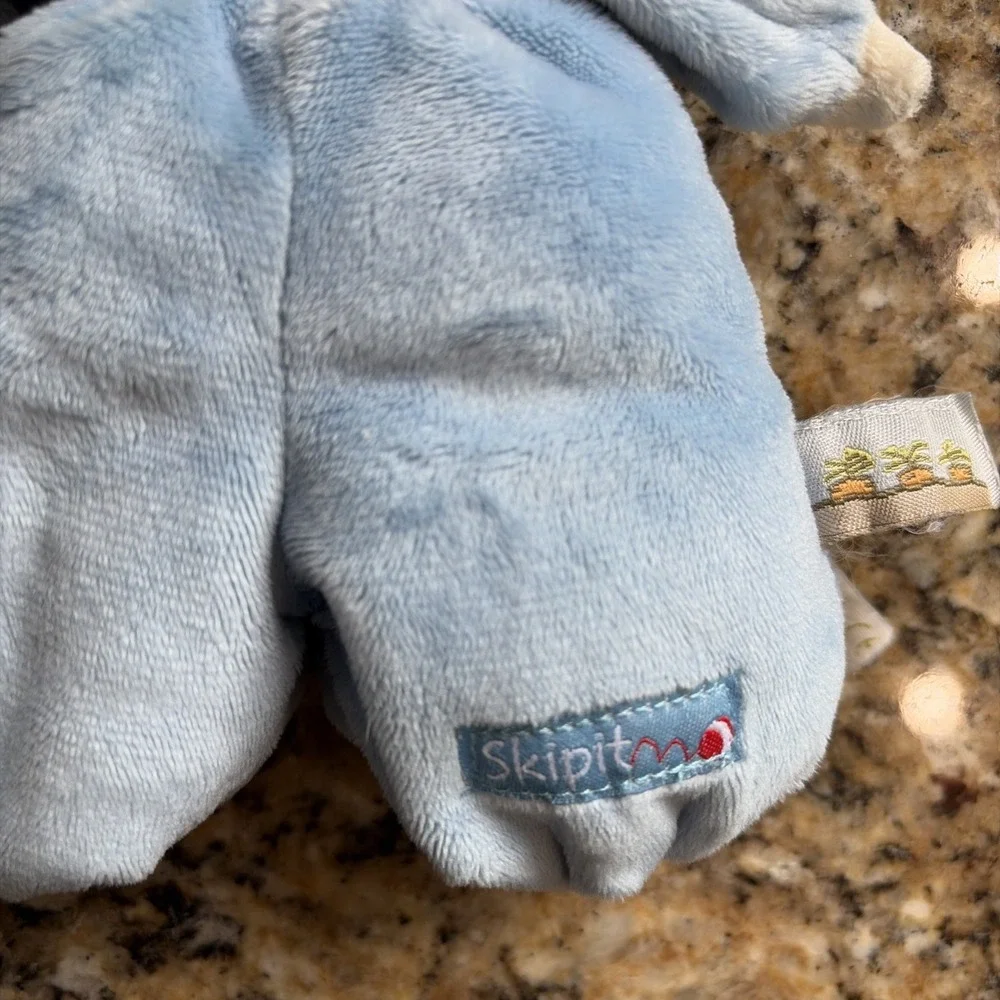 Bunnies by the Bay preowned fabric
